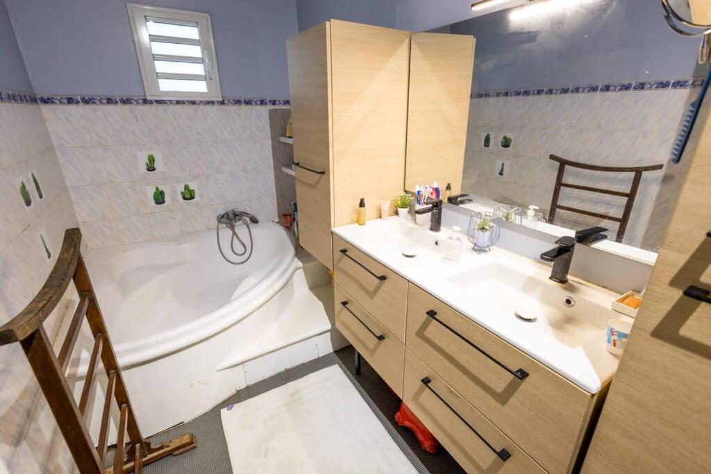 Villa Charm' Ile سان جيل لي بان المظهر الخارجي الصورة